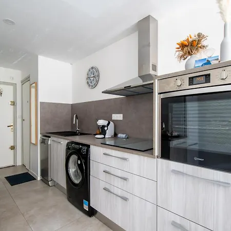 Cap Soleil Le Tarpan Clim Parking Prive Lit Confortable * 라그랑모트